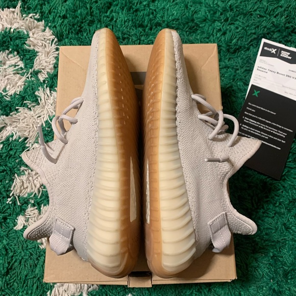 Yeezy Boost 350 Sesame v2 size 8.5 - Picture 3 of 4